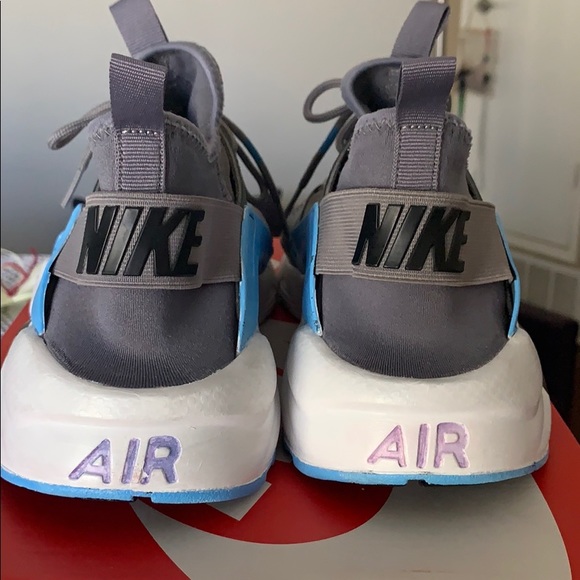 NIKE HURRACHE X KAWS CUSTOM - Picture 3 of 4